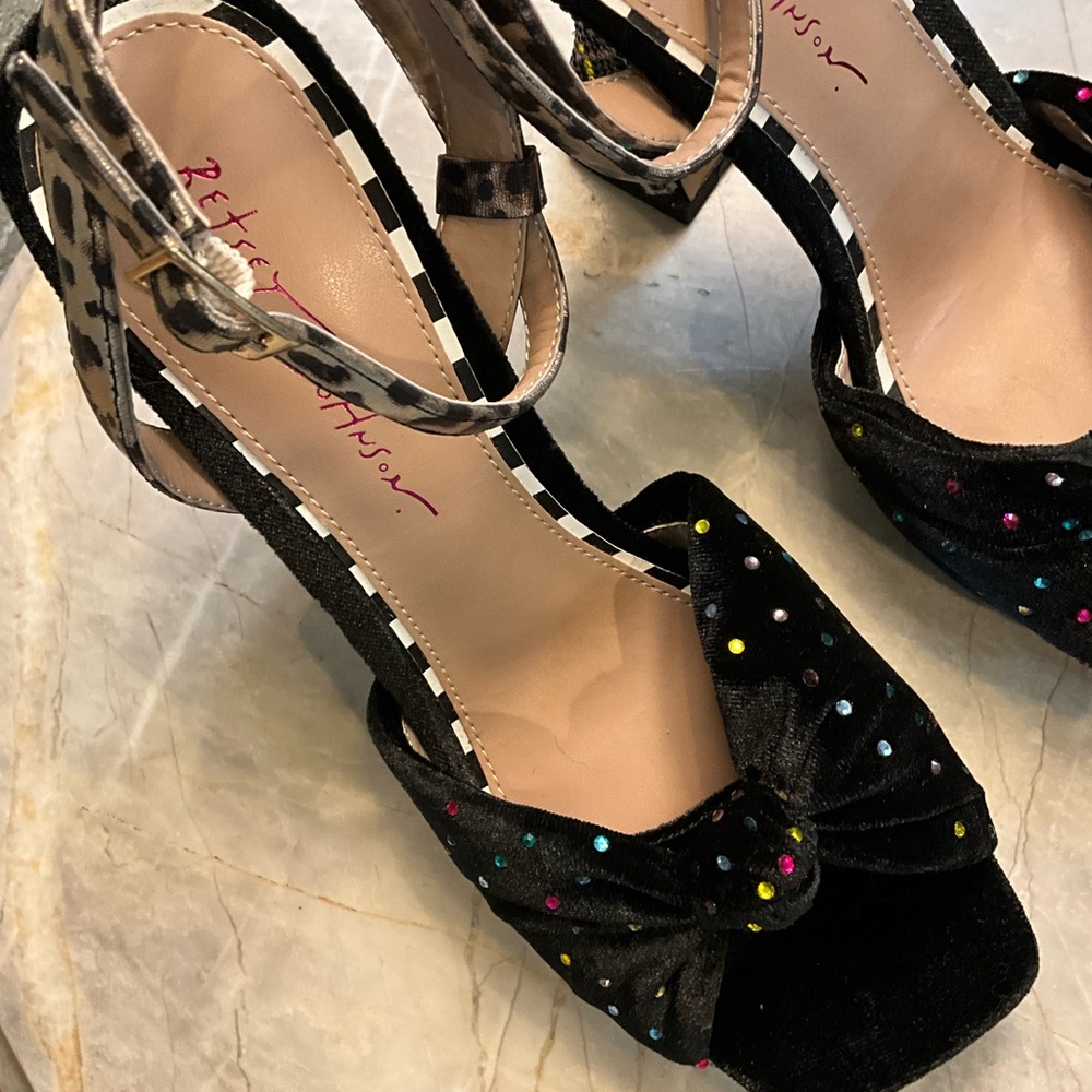 Betsey Johnson Alianna Heels NEW
